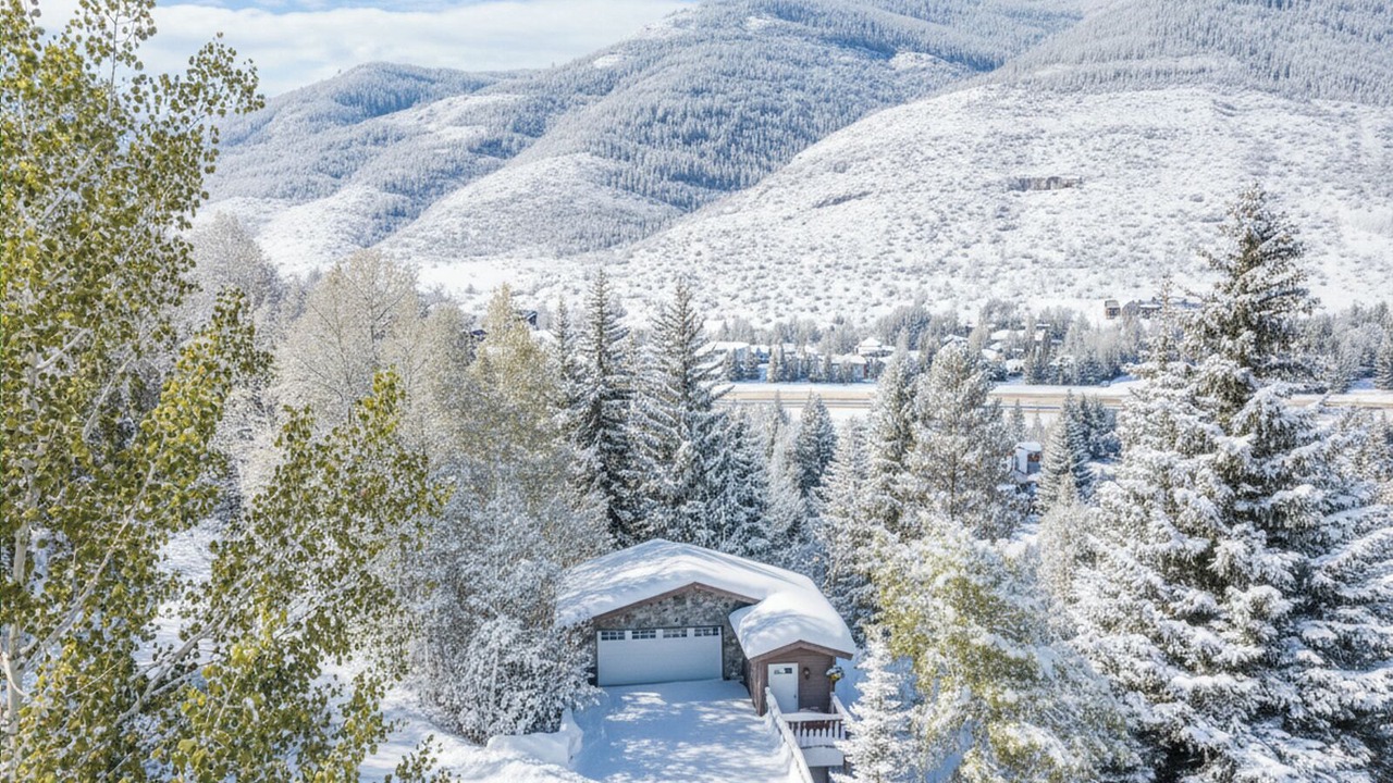 Photo of Outdoor in Highland Meadows