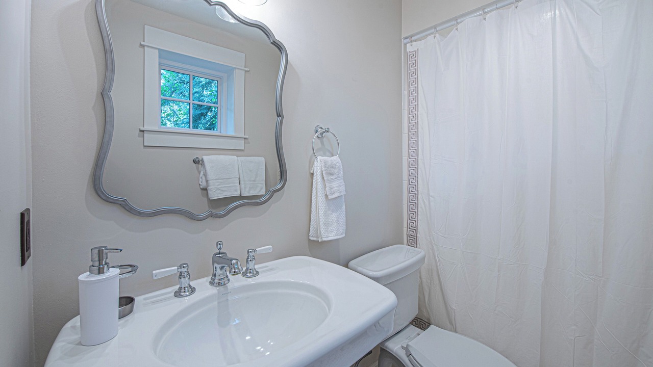 Photo of Bathroom in Highland Meadows