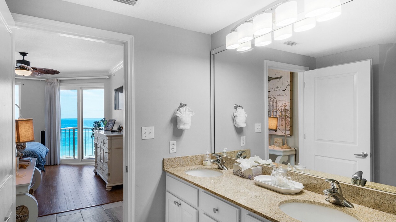 Photo of Bathroom in Long Beach