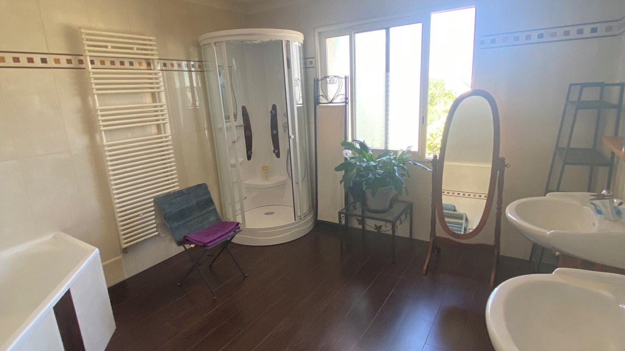 Photo of Bathroom in Saint-Marc-sur-Mer