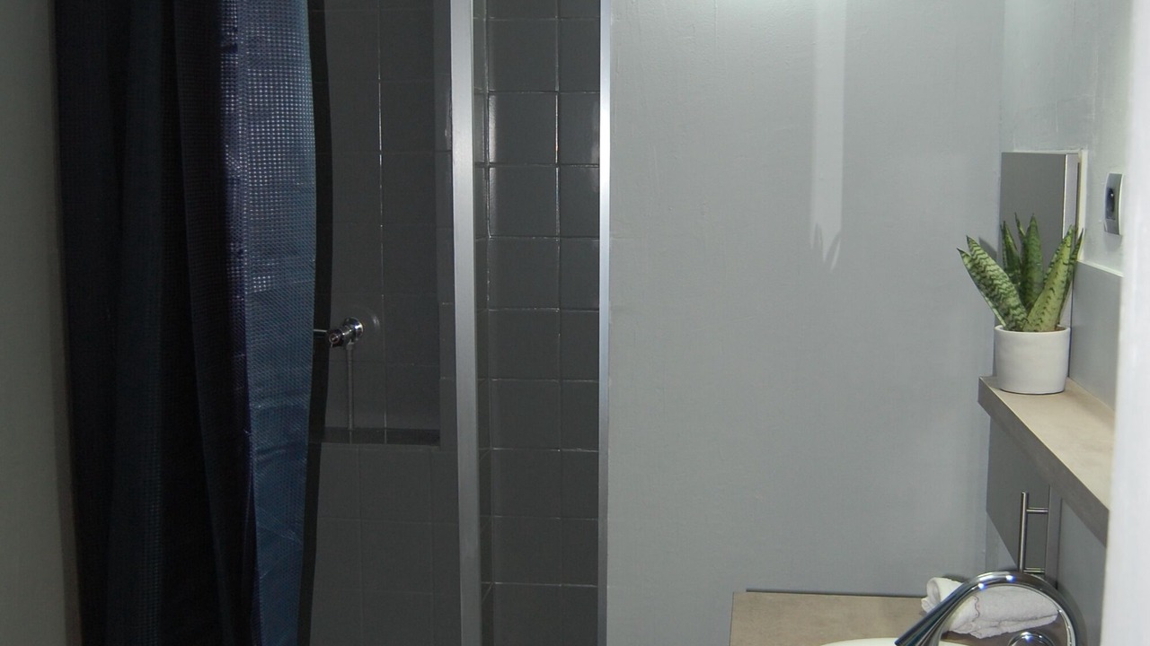 Photo of Bathroom in Downtown Le Havre