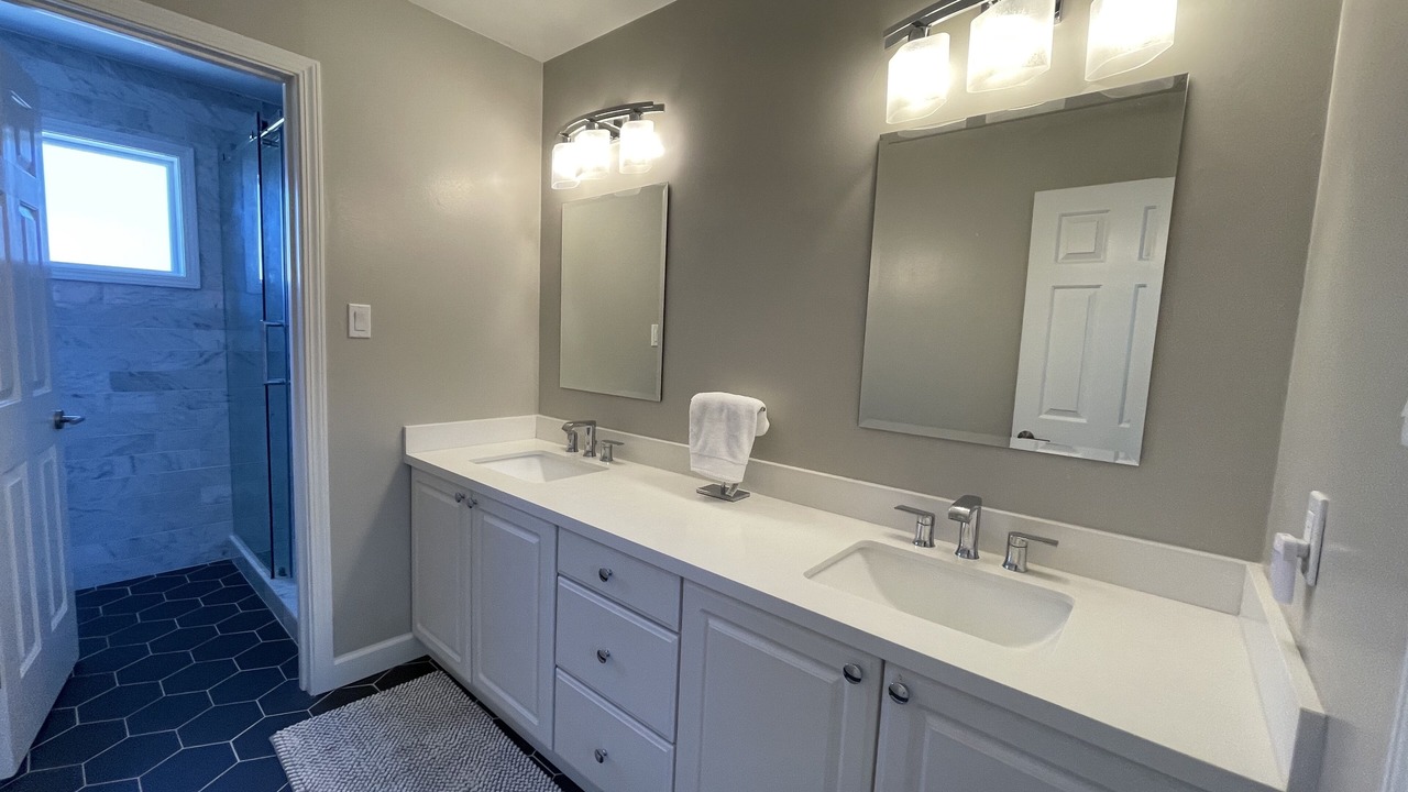 Photo of Bathroom in El Cerrito