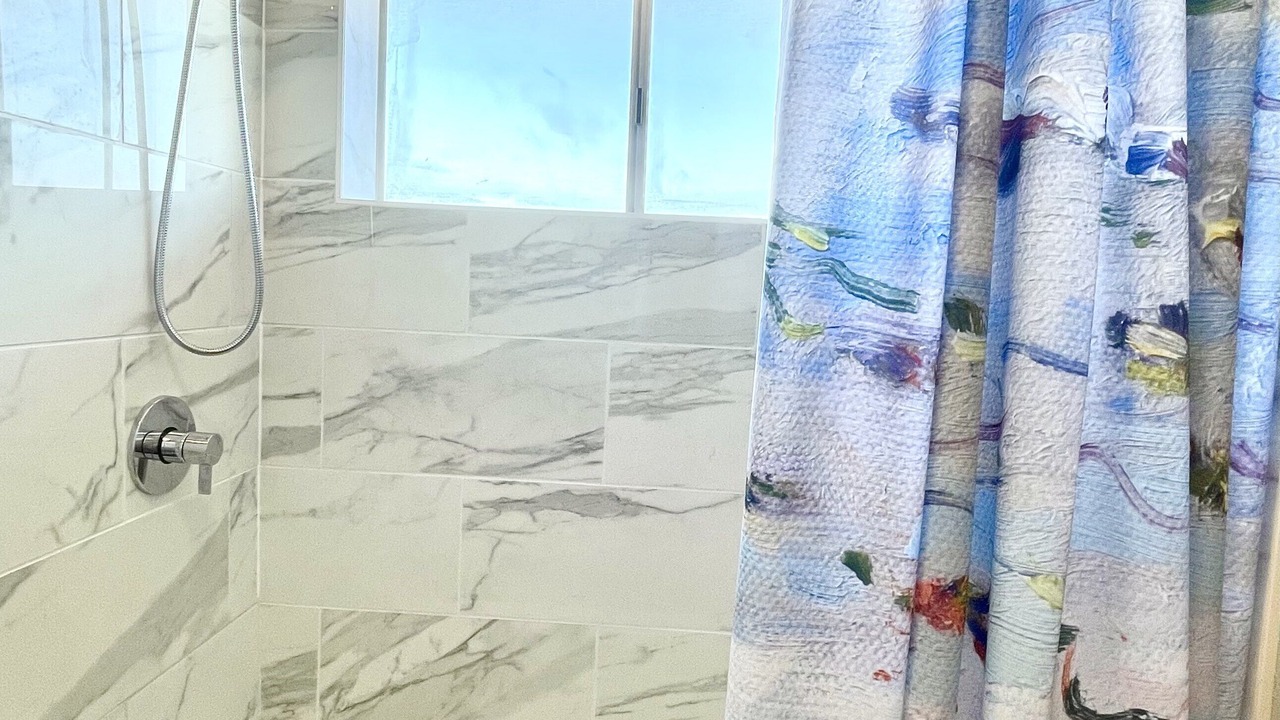 Photo of Bathroom in El Cerrito