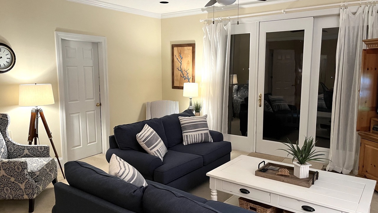 Photo of Livingroom in Greensboro