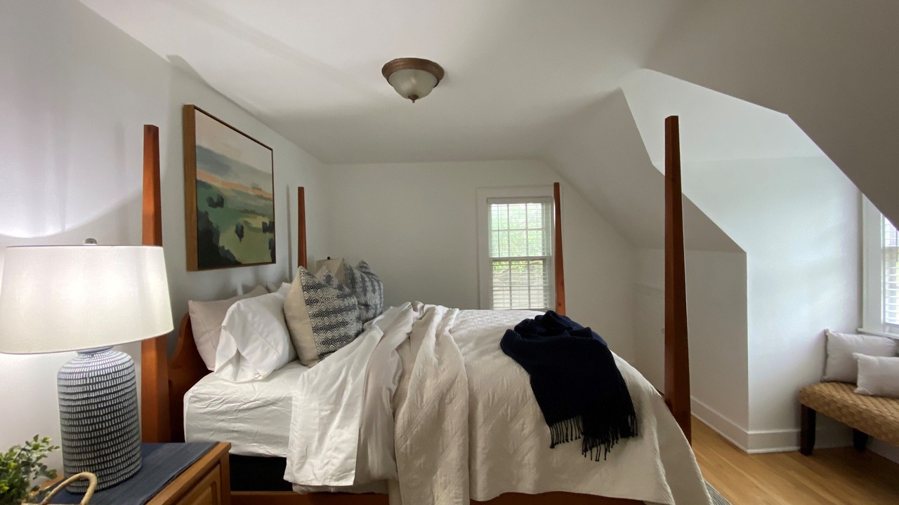 Photo of Bedroom in Skaneateles