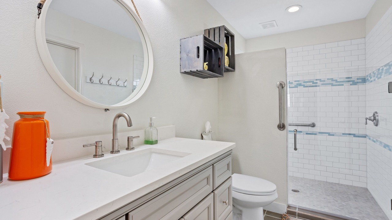 Photo of Bathroom in Port Bolivar