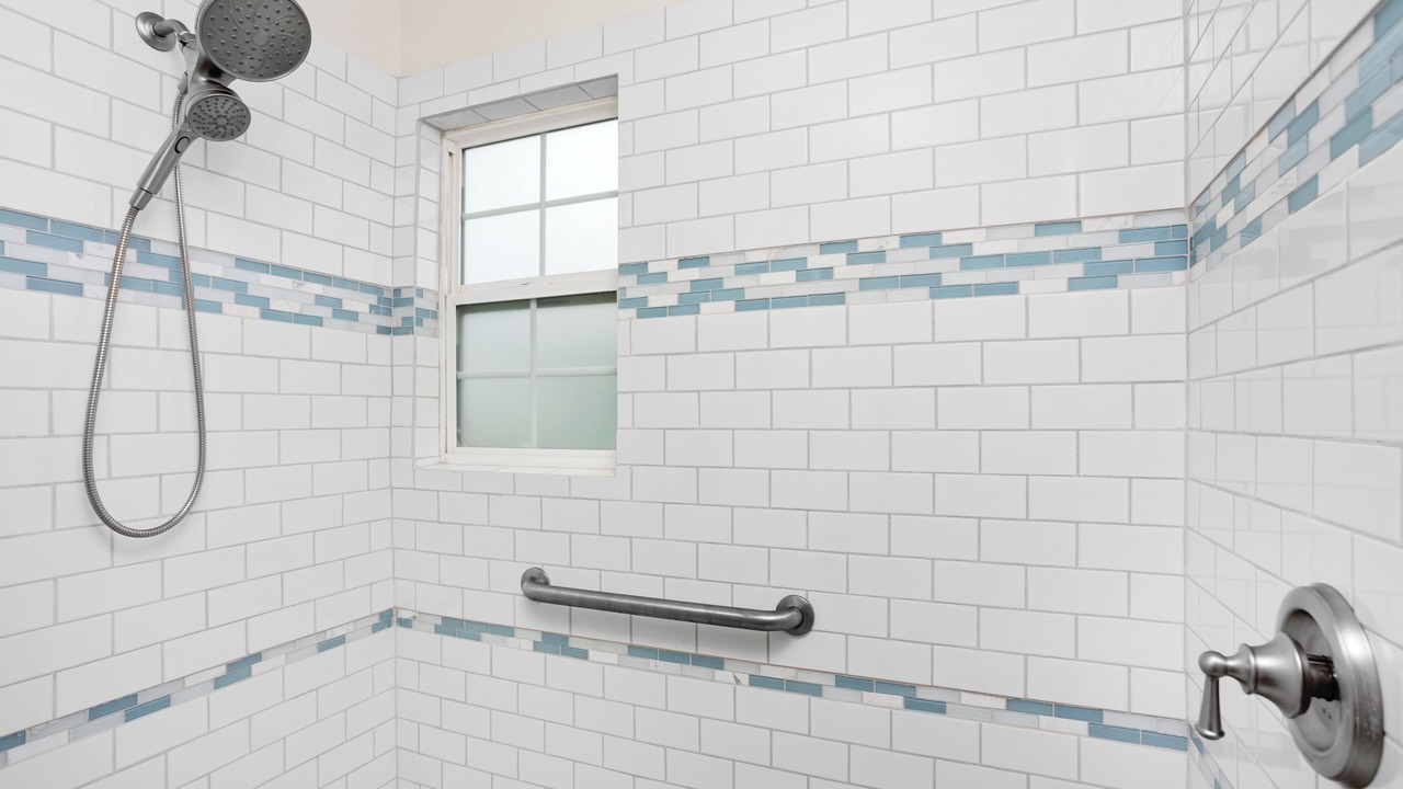 Photo of Bathroom in Port Bolivar