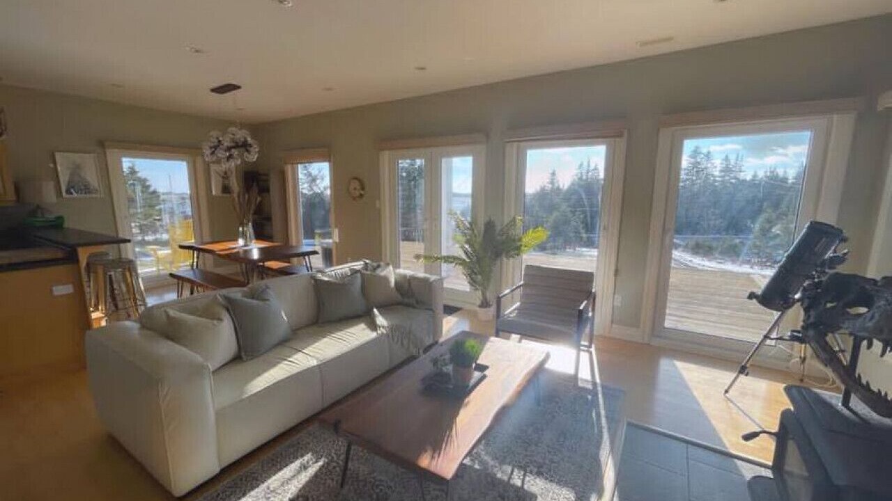 Photo of Livingroom in Halifax County