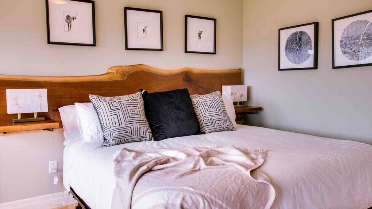Photo of Bedroom in Halifax County