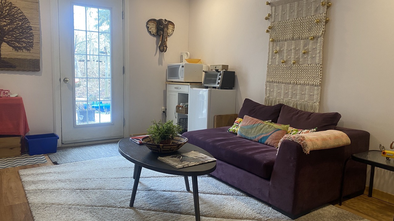 Photo of Livingroom in Cobourg