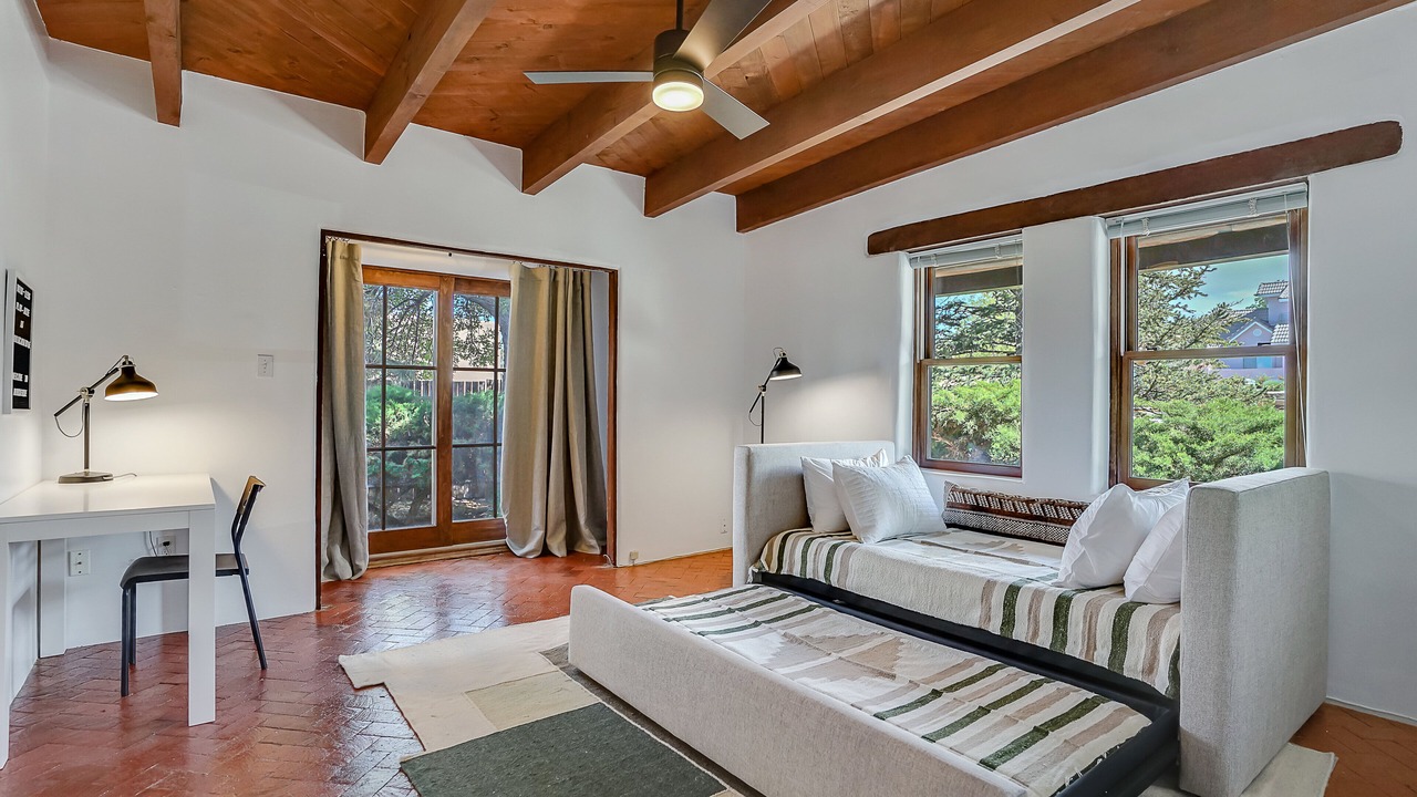 Photo of Bedroom in Northeast Heights