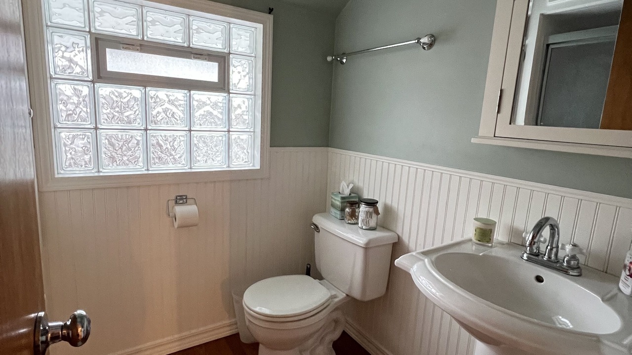 Photo of Bathroom in Edgerton