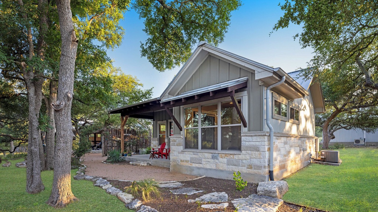 Photo of Outdoor in Driftwood