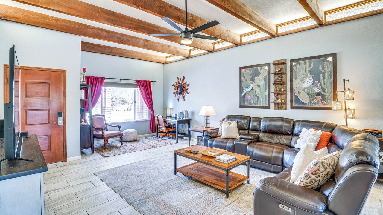 Photo of Livingroom in Bear Creek Ranch