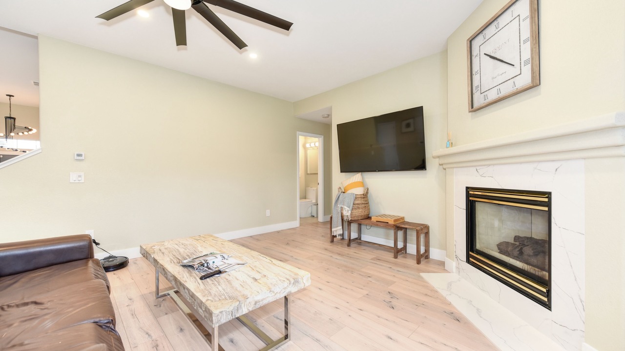 Photo of Livingroom in Orangevale