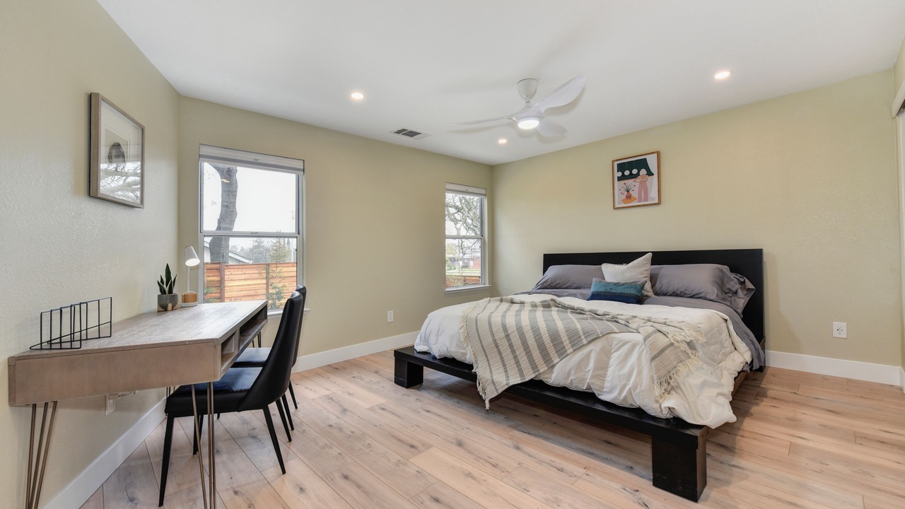 Photo of Bedroom in Orangevale