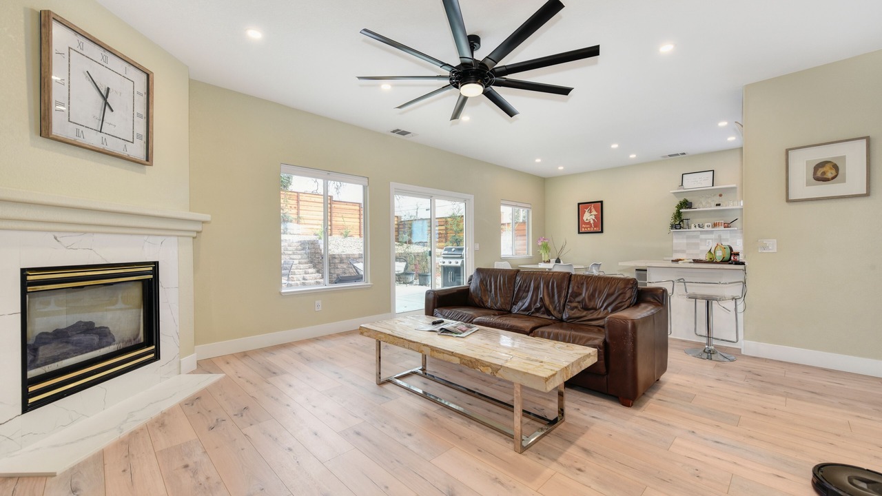 Photo of Livingroom in Orangevale