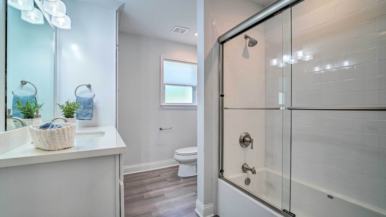 Photo of Bathroom in Willis