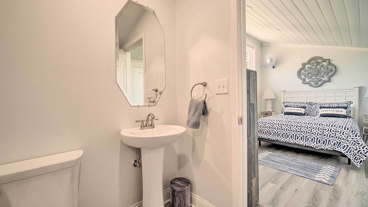 Photo of Bathroom in Willis