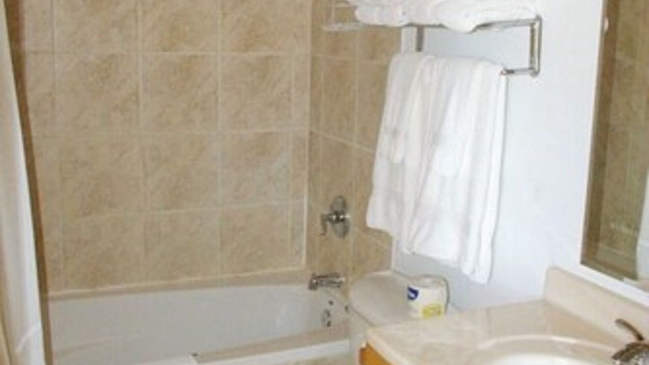 Photo of Bathroom in Mountain View