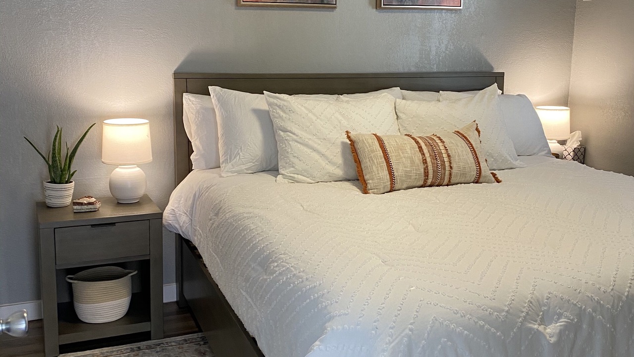 Photo of Bedroom in Historic Railroad District