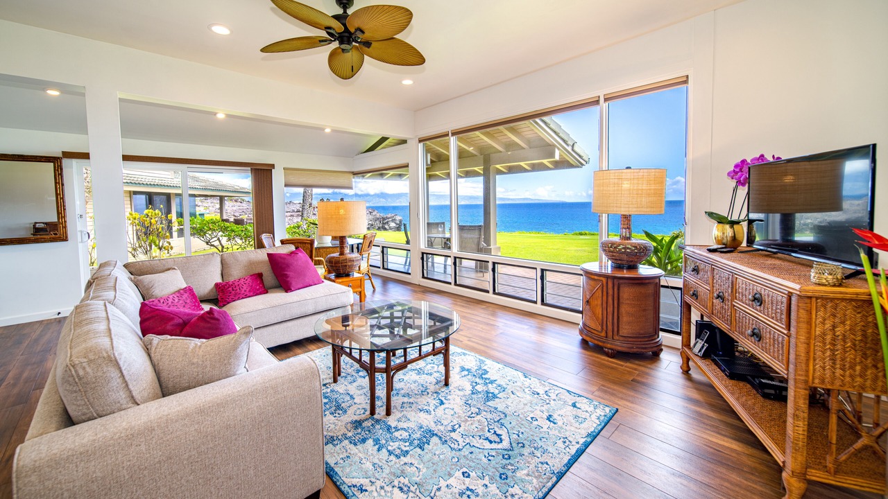 Photo of Livingroom in Napili