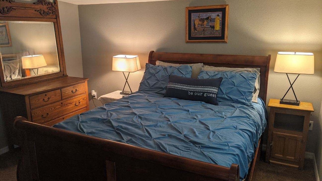 Photo of Bedroom in Lake City