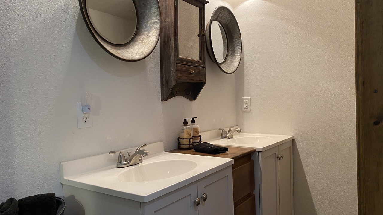 Photo of Bathroom in Lake City