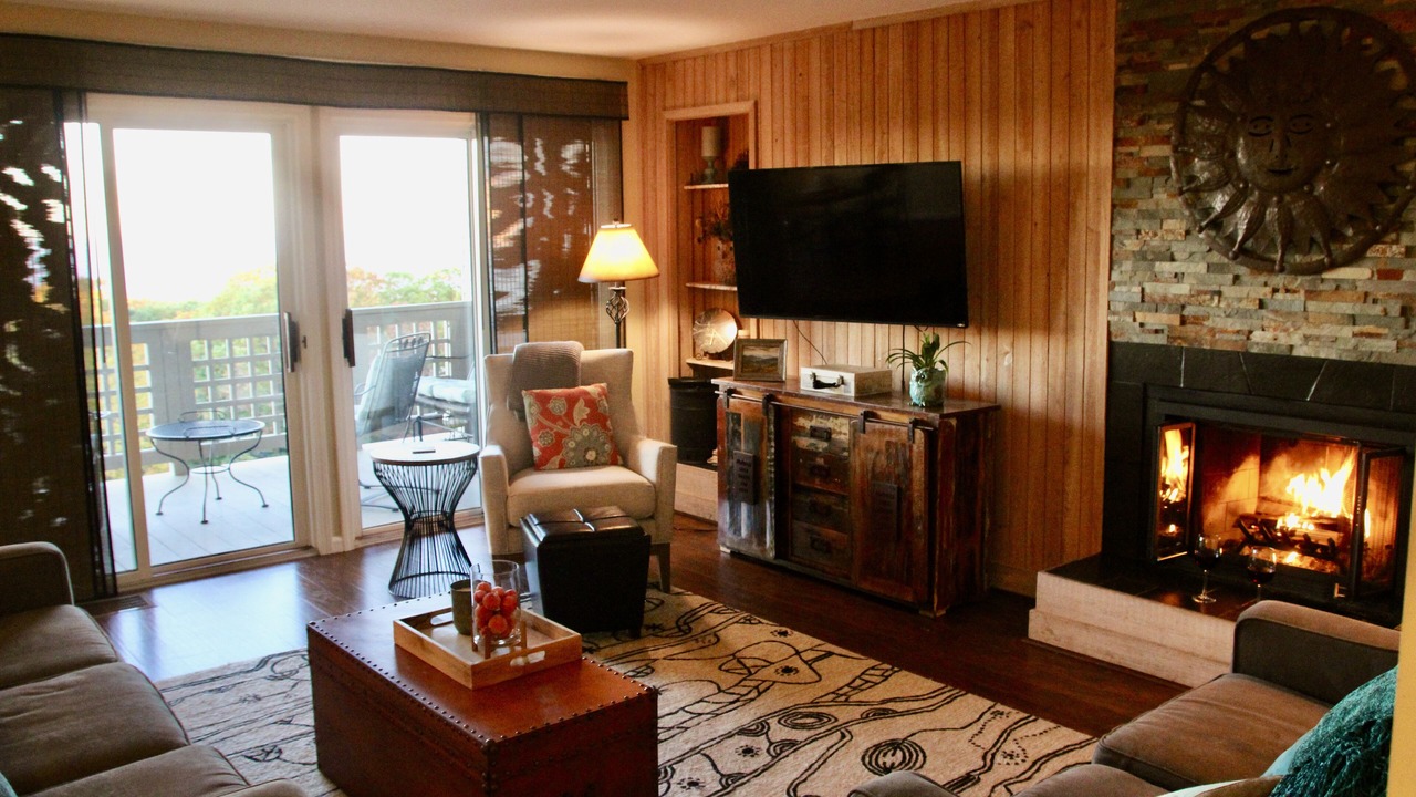 Photo of Livingroom in Nellysford