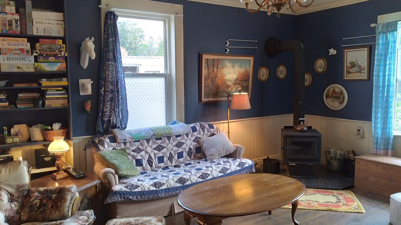 Photo of Livingroom in Flinton