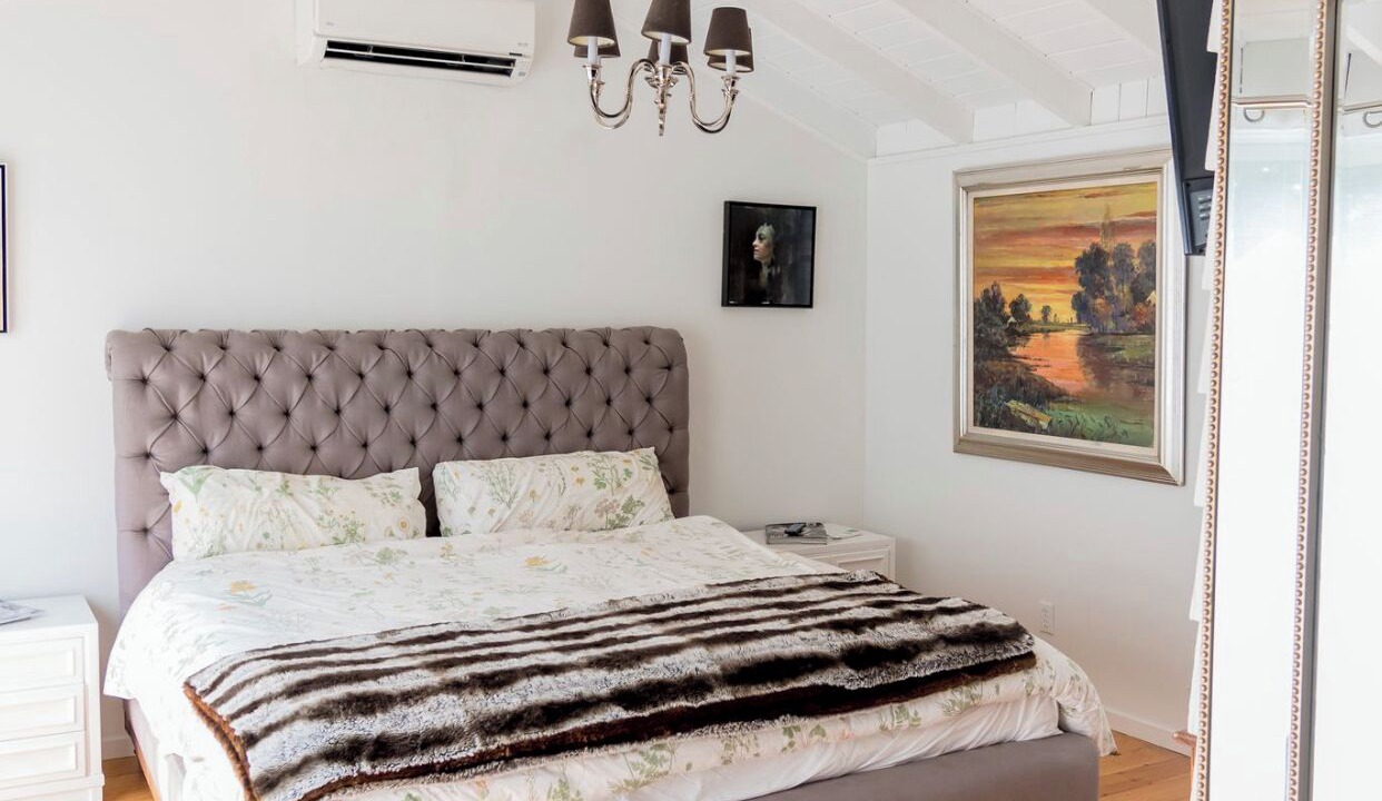 Photo of Bedroom in Water Mill