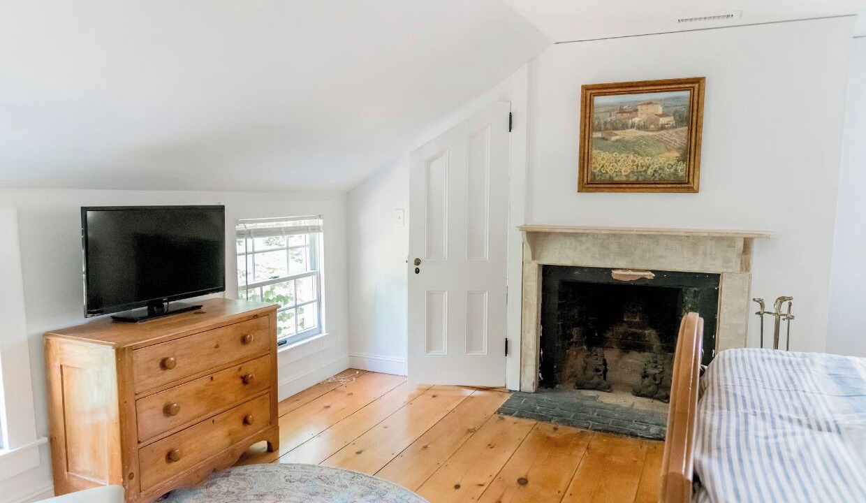 Photo of Bedroom in Water Mill