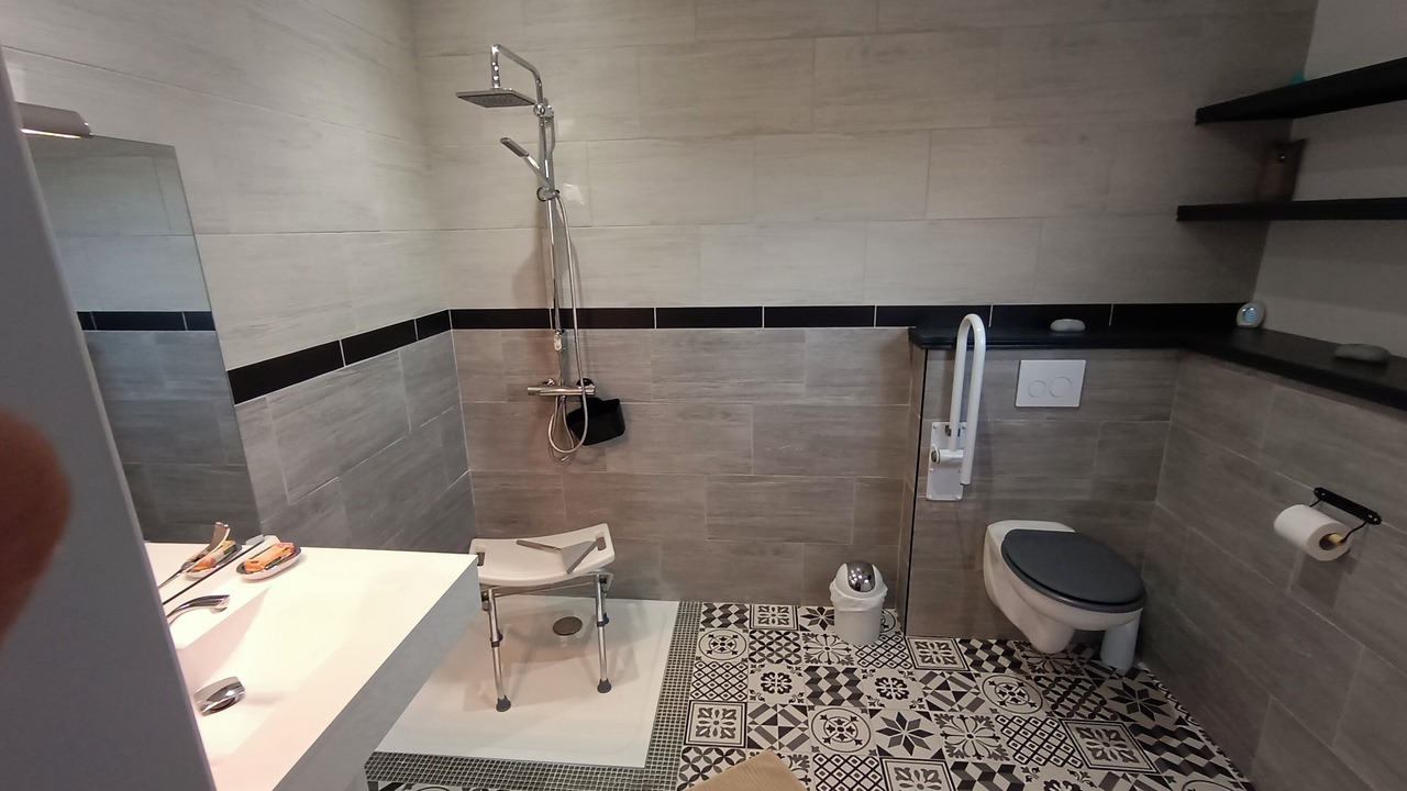 Photo of Bathroom in Waben