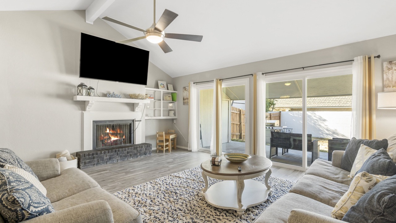 Photo of Livingroom in South Tulsa