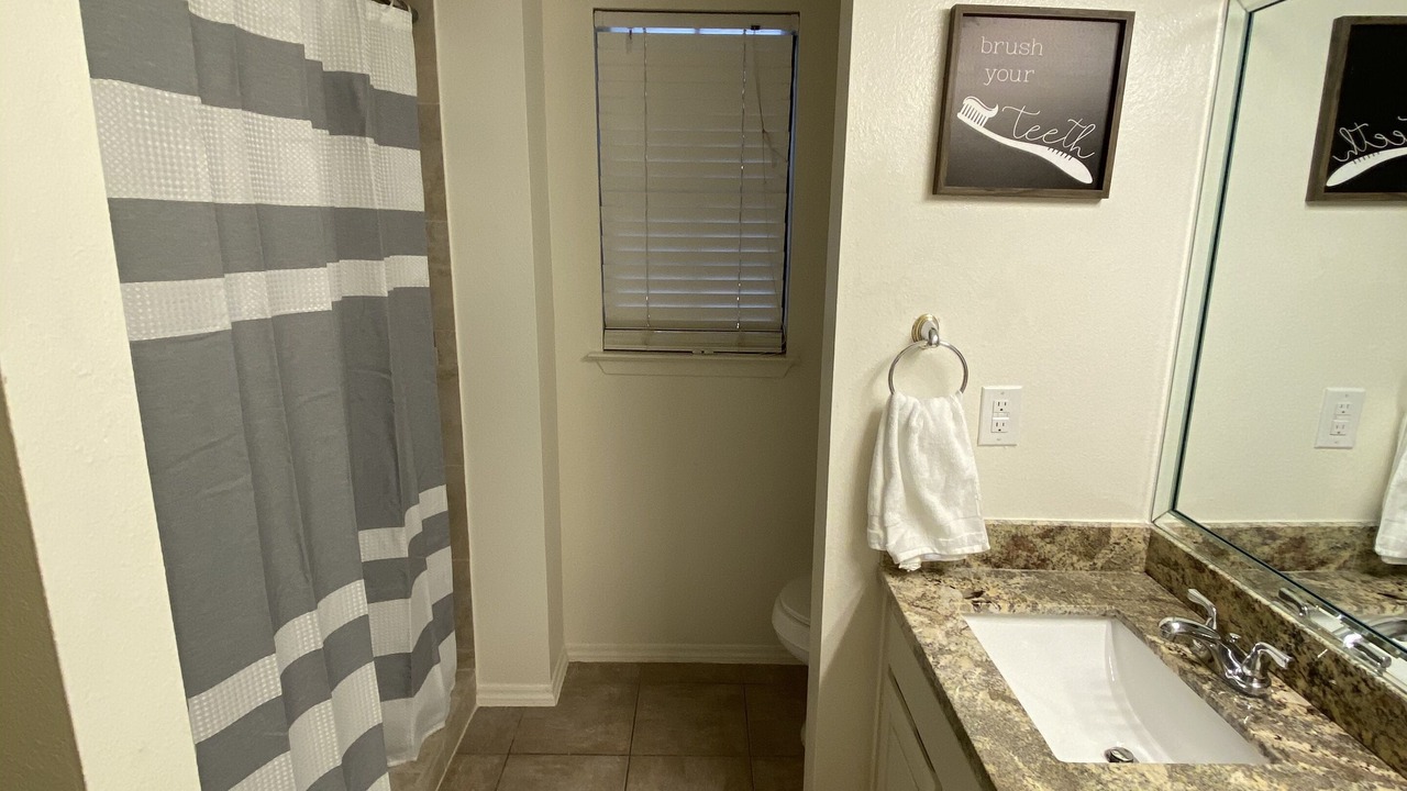 Photo of Bathroom in Bonanza