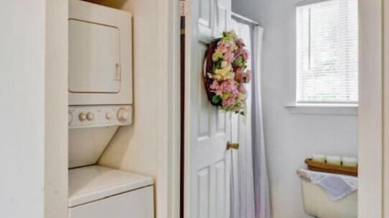 Photo of Bathroom in Keansburg