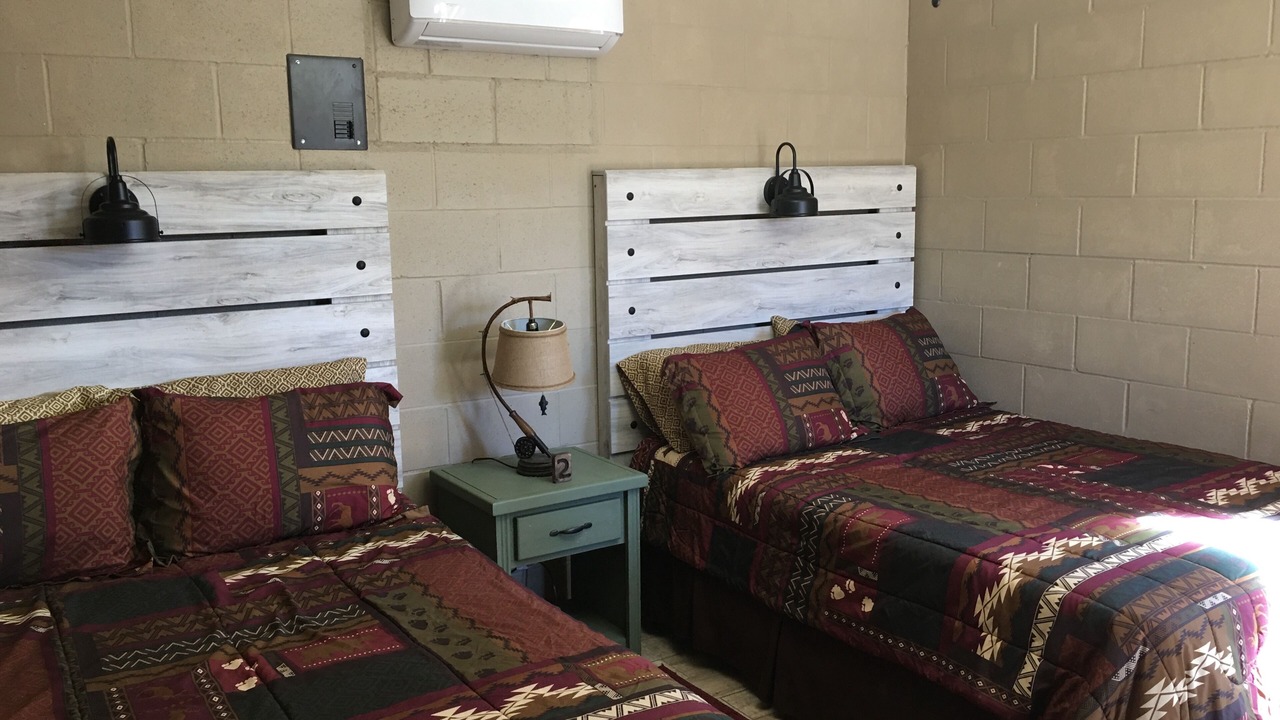Photo of Bedroom in Mammoth Spring