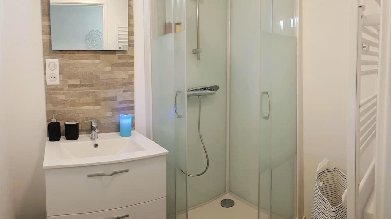 Photo of Bathroom in Le Puy-en-Velay