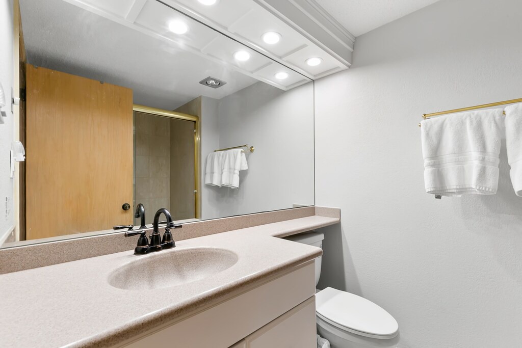 Photo of Bathroom in Palm Harbor