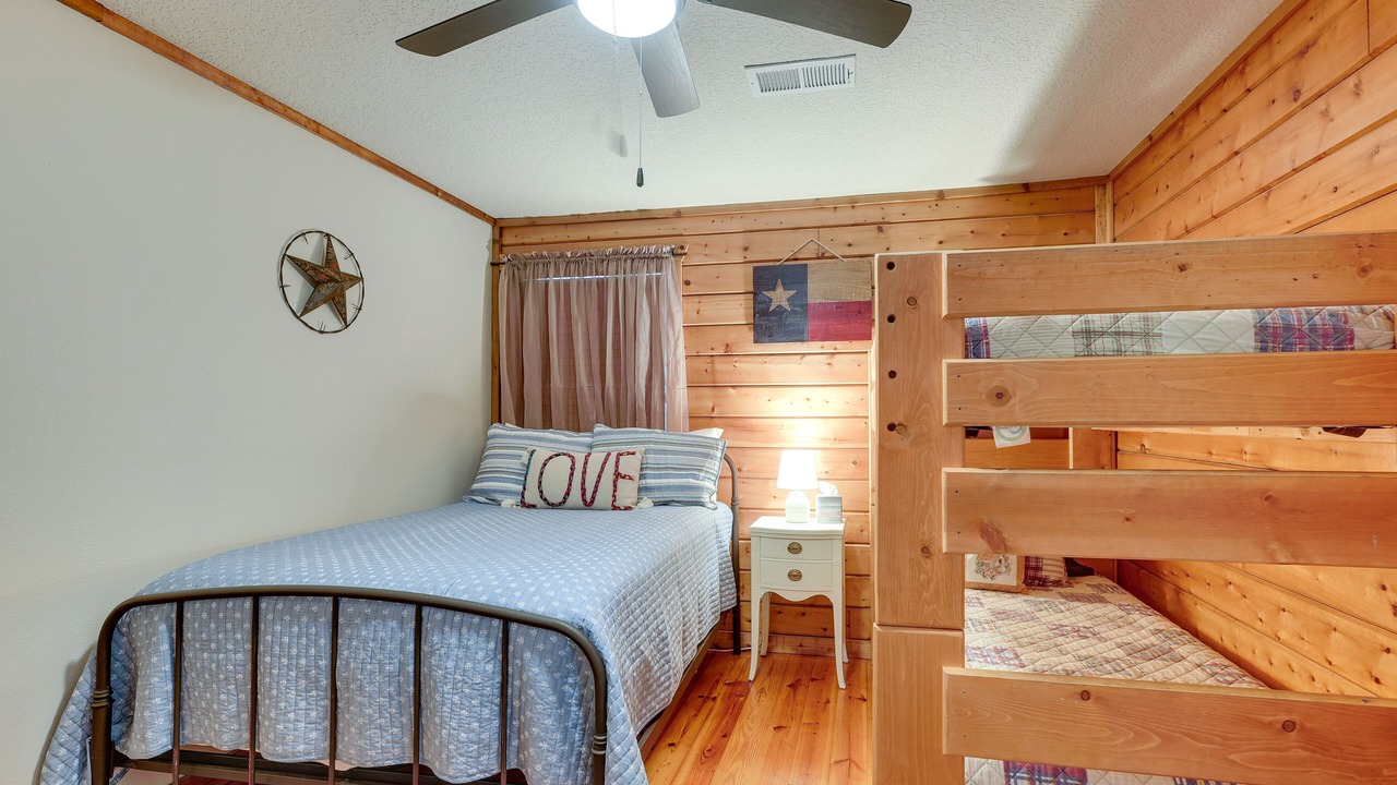 Photo of Bedroom in Cape Royale