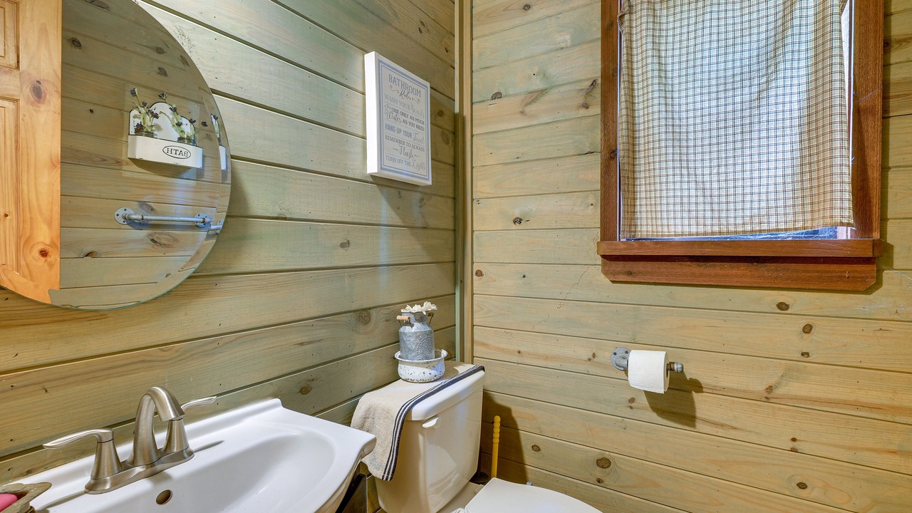 Photo of Bathroom in Cape Royale