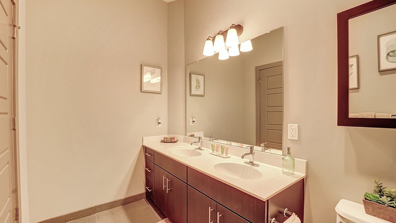 Photo of Bathroom in Hackensack