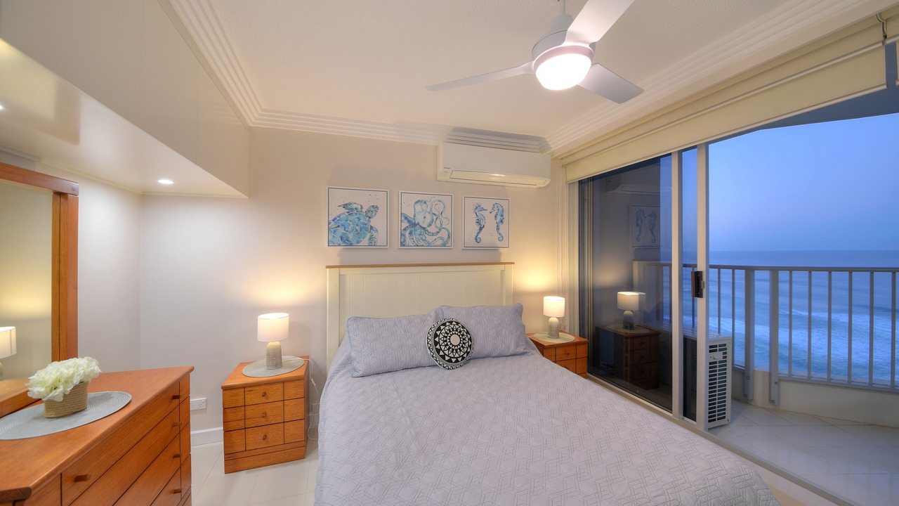 Photo of Bedroom in Main Beach
