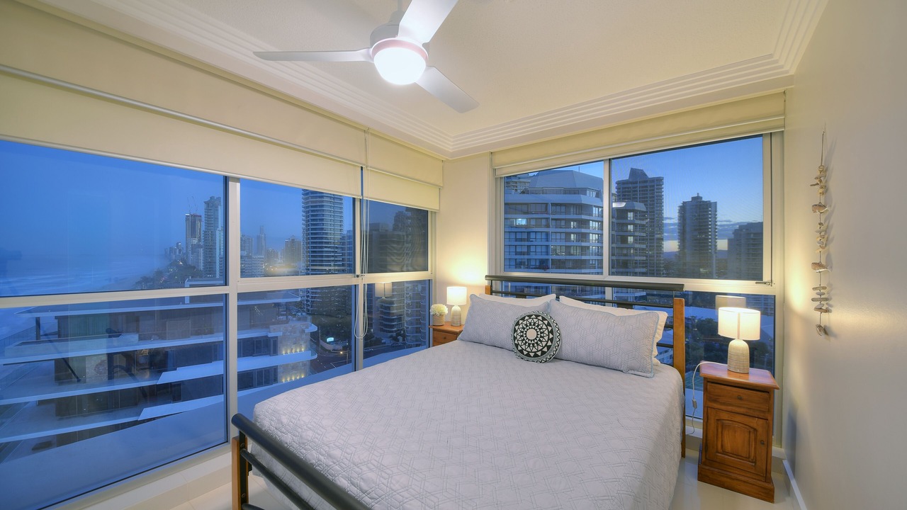 Photo of Bedroom in Main Beach