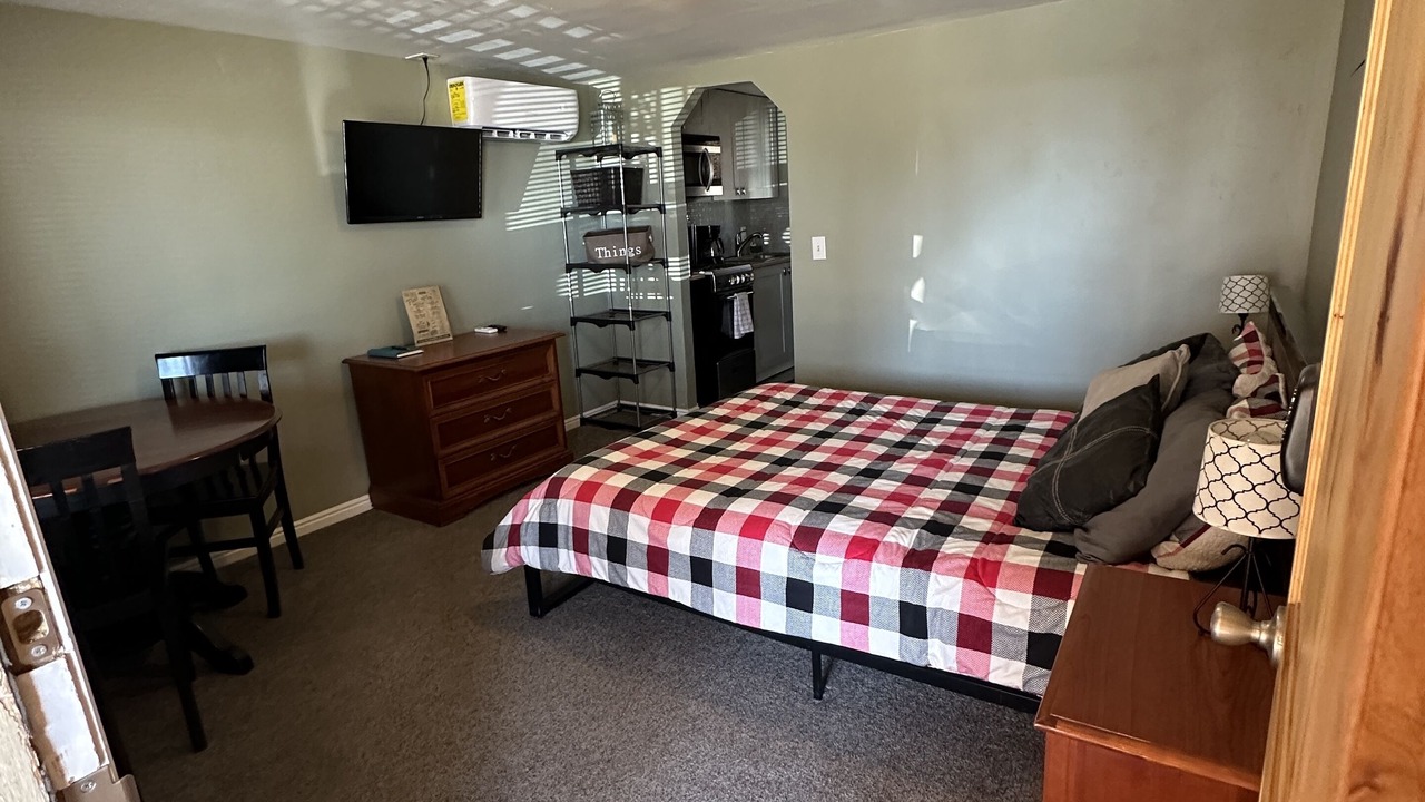 Photo of Bedroom in Loa