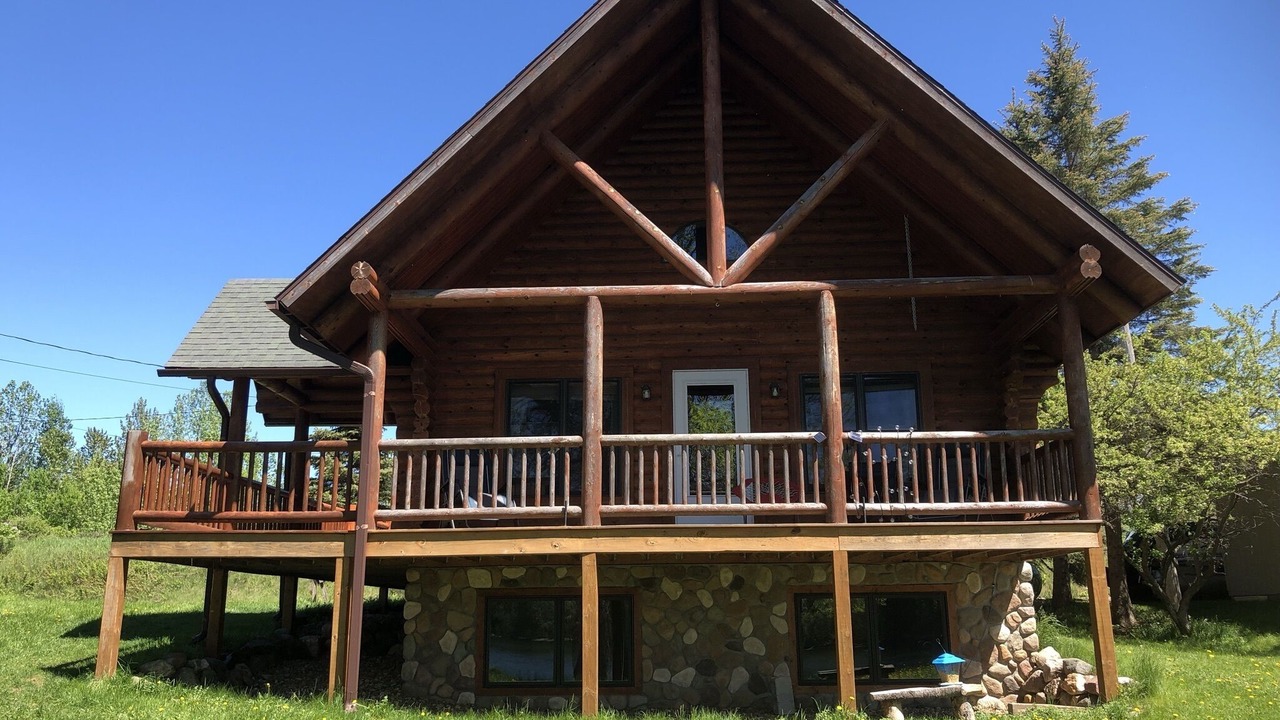 Photo of Outdoor in Republic