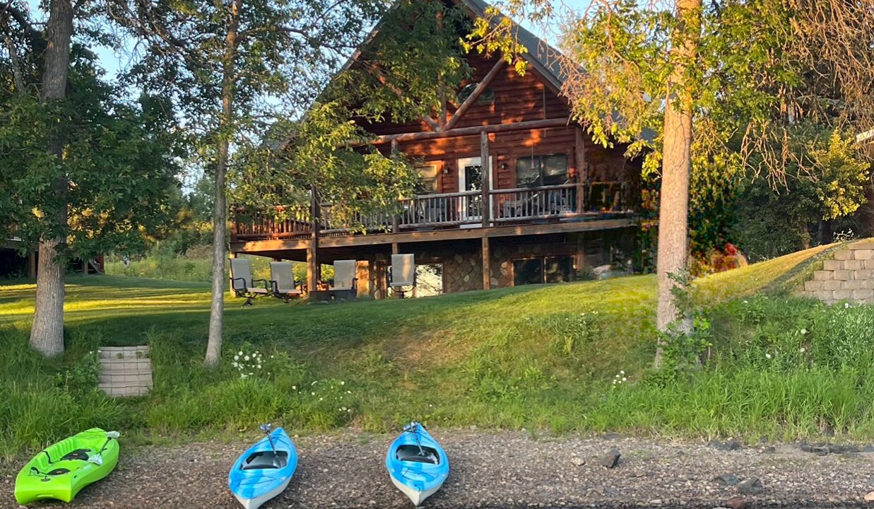 Photo of Outdoor in Republic