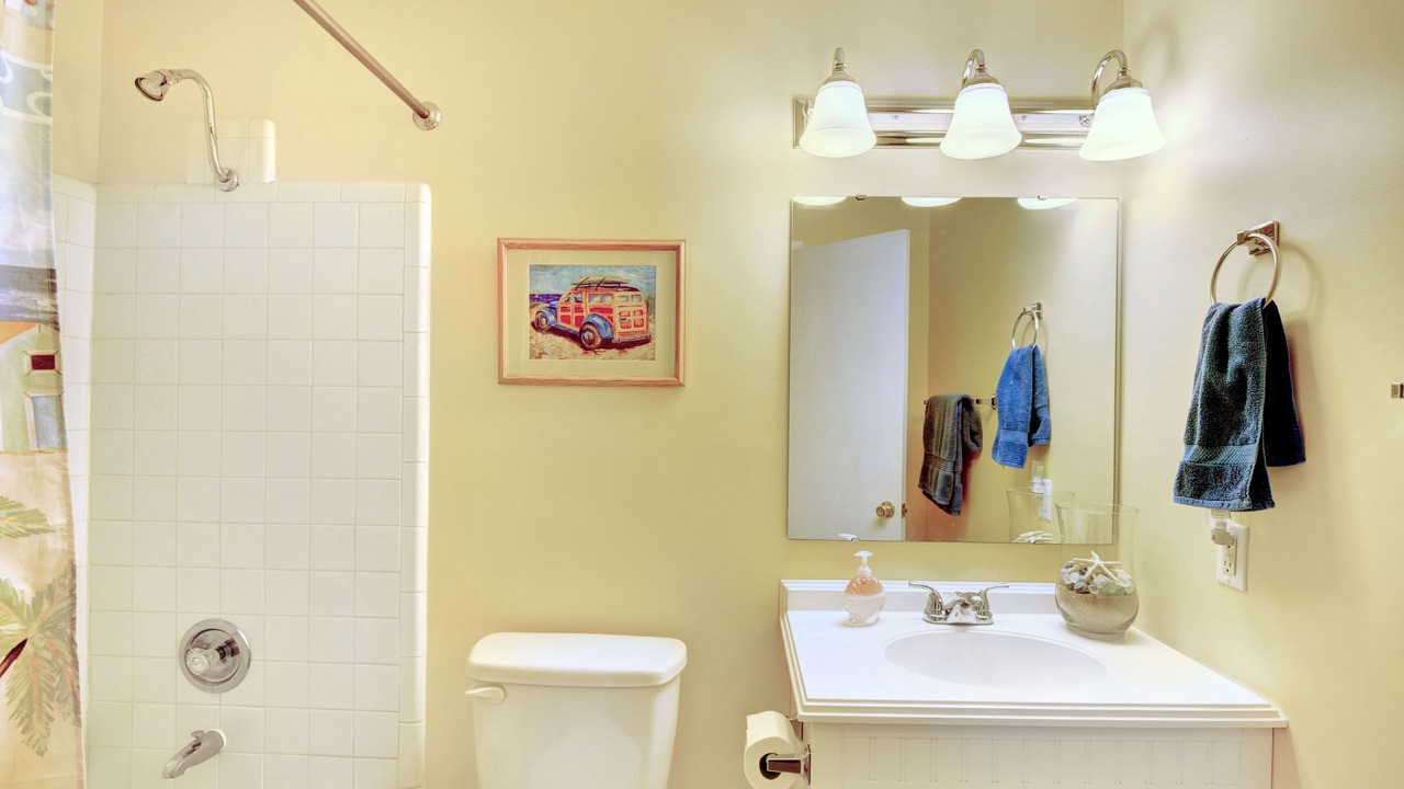 Photo of Bathroom in Demere Park