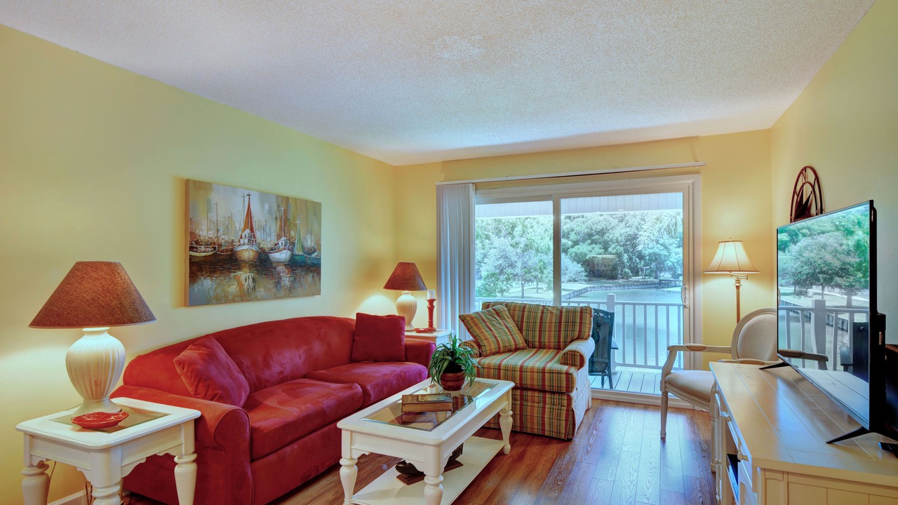 Photo of Livingroom in Demere Park