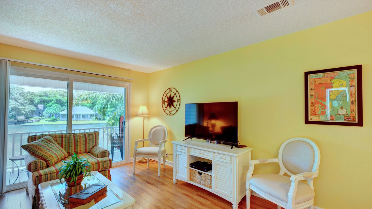 Photo of Livingroom in Demere Park